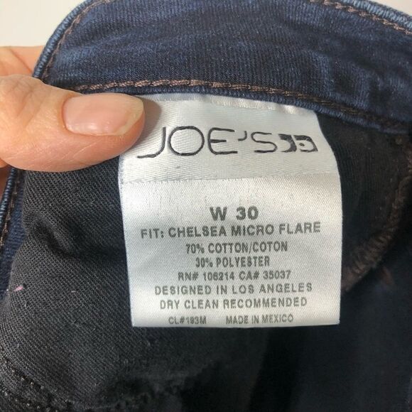 Joe’s Jeans Chelsea Micro Flare Jeans - Picture 13 of 13